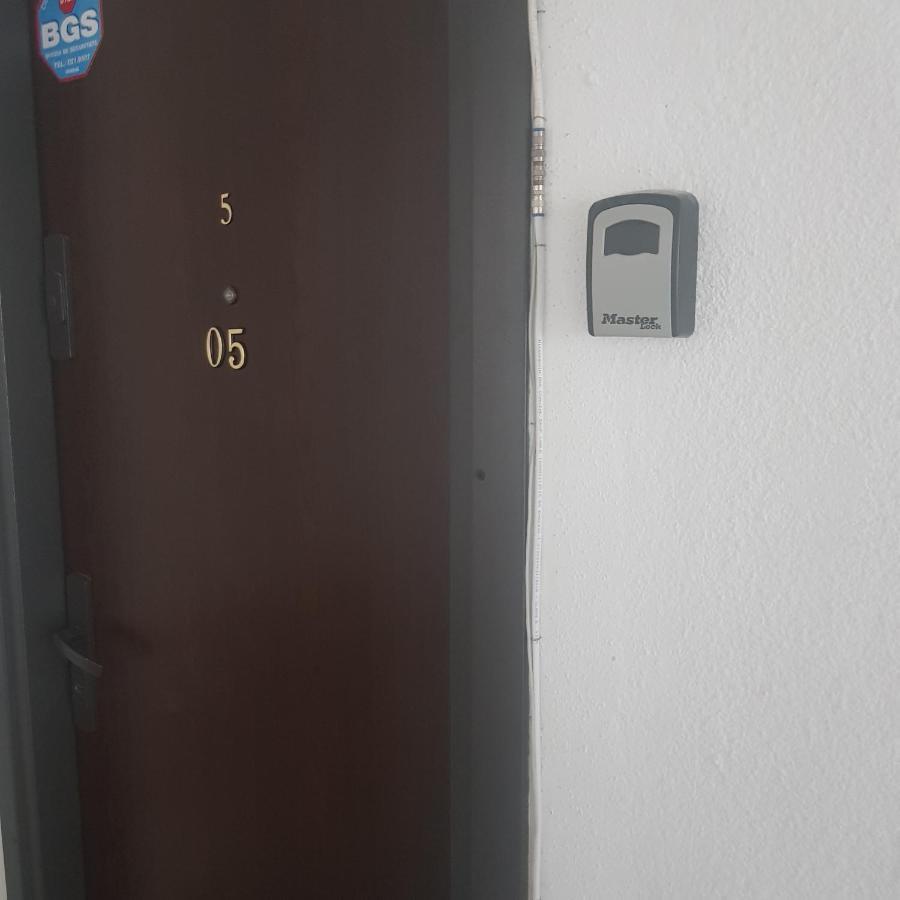 Ultracentral Bucharest Apartment Exterior foto